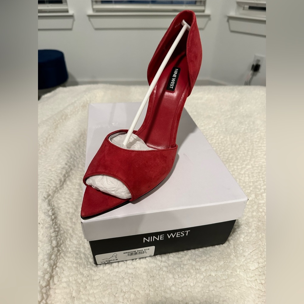 Brand new Nine West Price suede open toe heel size 12M 4 inch heel in red